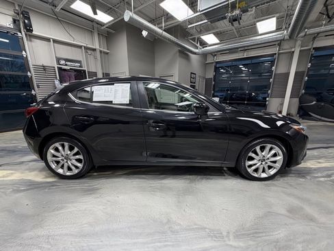 Used 2015 MAZDA MAZDA3 s Grand Touring image 32