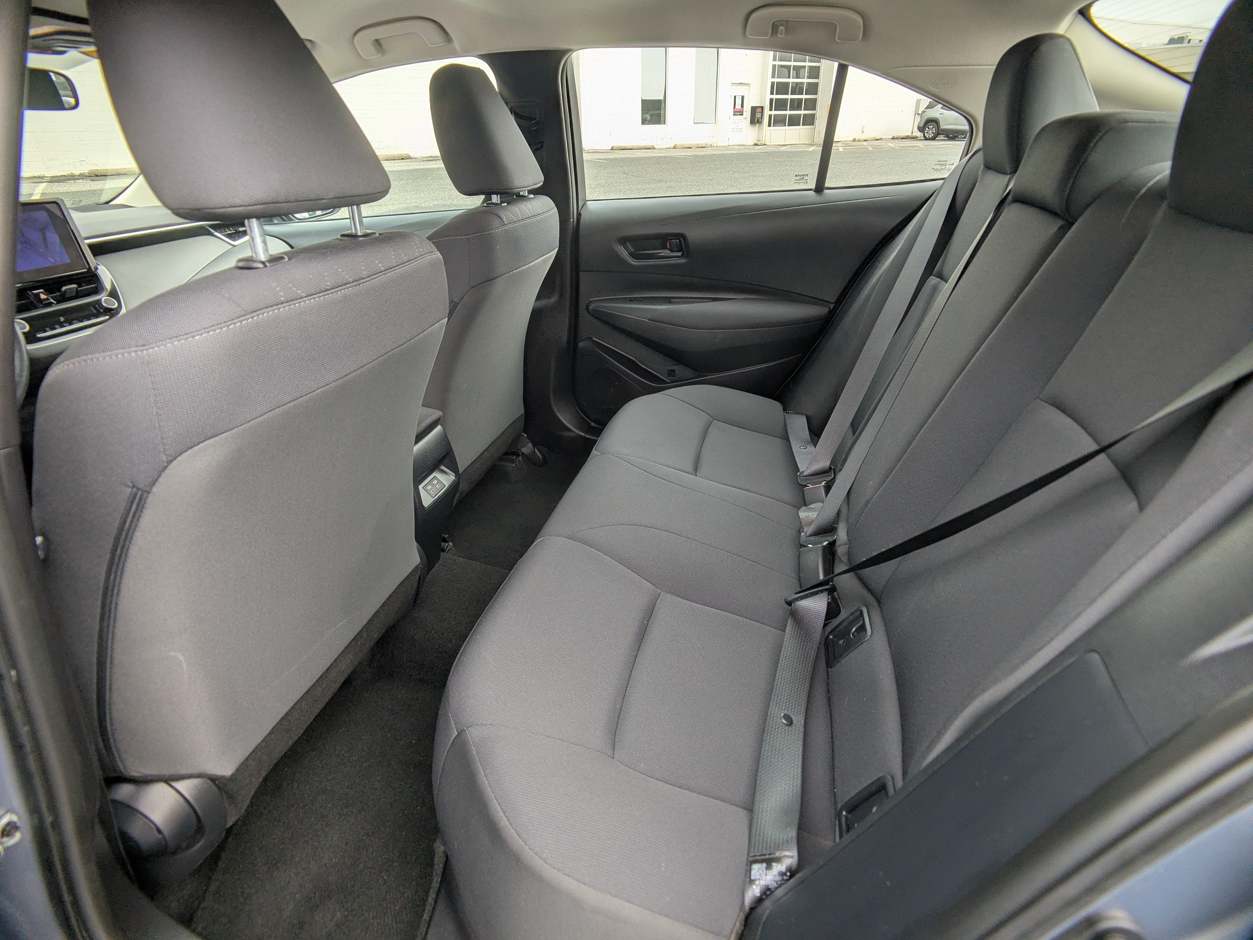 Used 2024 Toyota Corolla LE FWD image 14