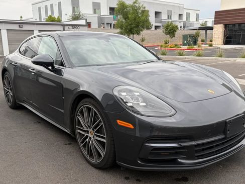 Used 2018 Porsche Panamera w/ Premium Package RWD image 7