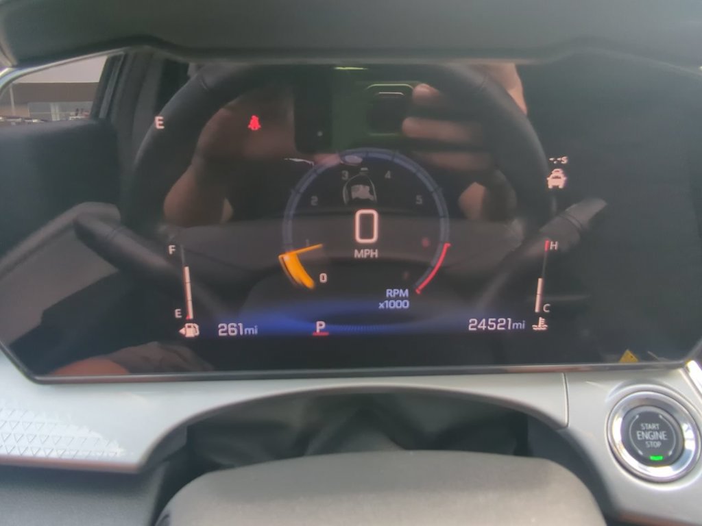 Used 2024 Chevrolet Trax LT w/ LT Convenience Package FWD image 23