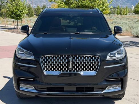 Used 2021 Lincoln Aviator Reserve w/ Equipment Group 210A AWD/4WD image 2