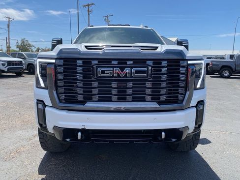 Used 2024 GMC Sierra 2500 Denali Ultimate w/ Max Trailering Package AWD/4WD image 33