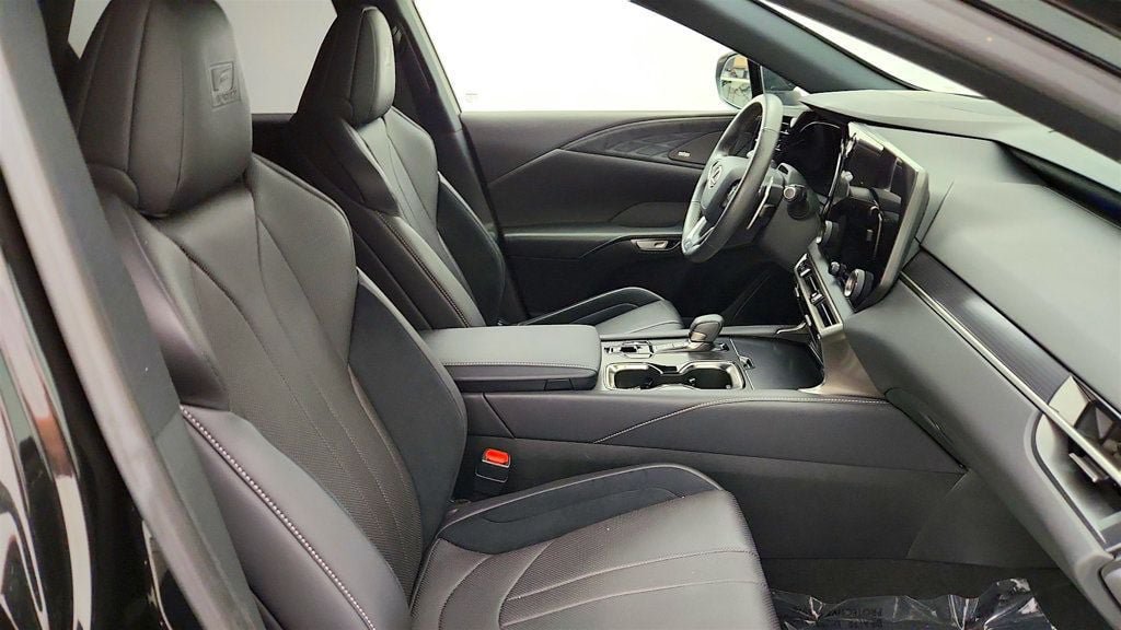 Used 2023 Lexus RX 500h F Sport w/ Cold Area Package AWD/4WD image 23
