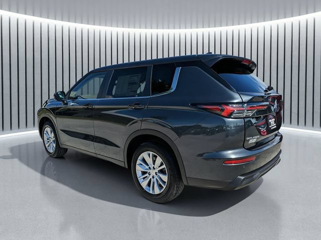 New 2026 Mitsubishi Outlander ES FWD image 6