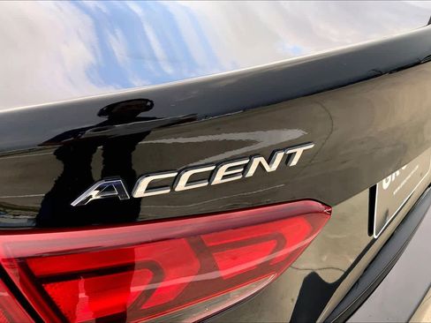 Used 2020 Hyundai Accent SEL image 29
