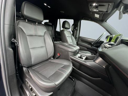 Used 2023 Chevrolet Tahoe RST w/ Luxury Package AWD/4WD image 15