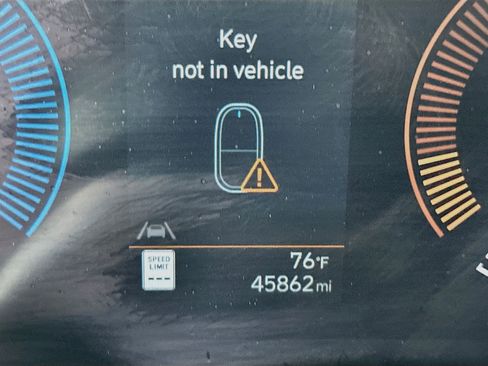 Used 2025 Hyundai Kona SEL FWD image 19