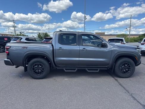 Used 2023 Nissan Frontier PRO-4X w/ Pro-4X Premium Package AWD/4WD image 4