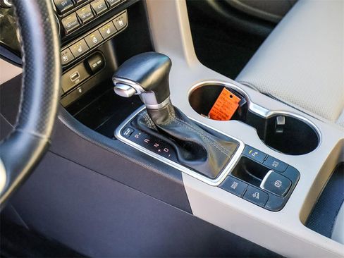 Used 2020 Kia Sportage SX image 28