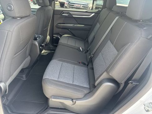 New 2026 GMC Acadia Elevation w/ LPO, Floor Liner Package AWD/4WD image 22