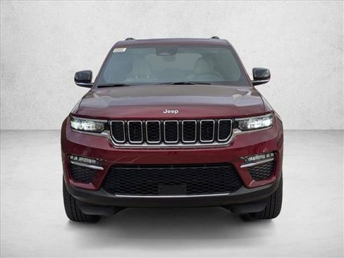 New 2025 Jeep Grand Cherokee Limited image 6
