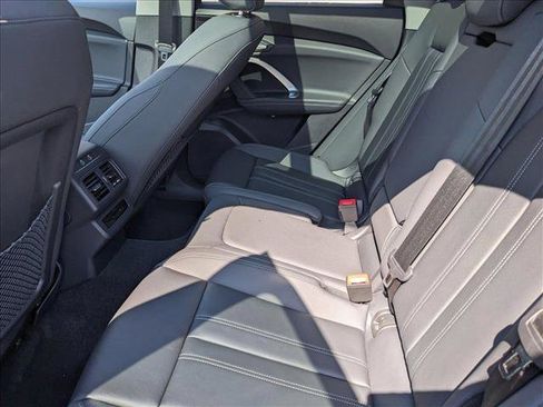 New 2025 Audi Q5 Premium Plus image 19