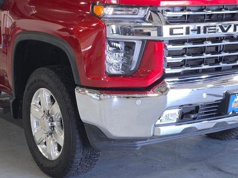 Used 2022 Chevrolet Silverado 3500 LTZ w/ LTZ Plus Package image 3