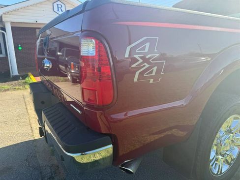 Used 2013 Ford F250 Lariat w/ Chrome Pkg image 26