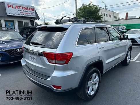 Used 2012 Jeep Grand Cherokee Laredo AWD/4WD image 5