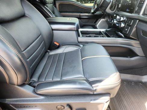 Used 2024 Ford F350 Platinum image 18