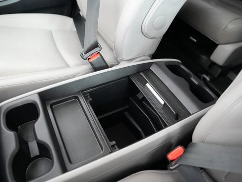 Used 2018 Honda Odyssey EX-L image 34