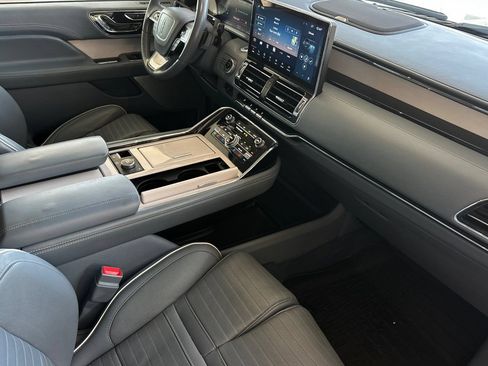 Certified 2023 Lincoln Navigator L Black Label AWD/4WD image 16