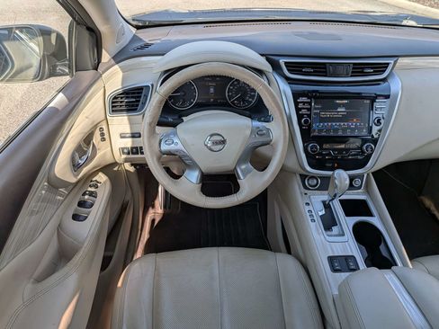 Used 2018 Nissan Murano SL w/ Moonroof Package AWD/4WD image 16