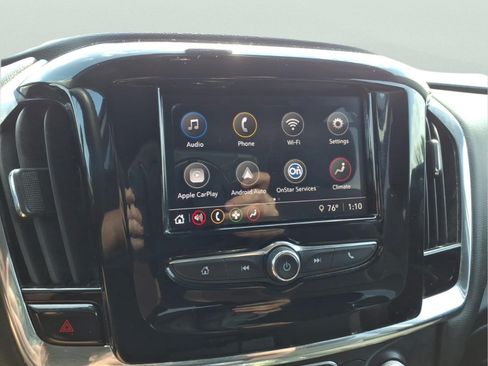Used 2020 Chevrolet Traverse LS AWD/4WD image 19