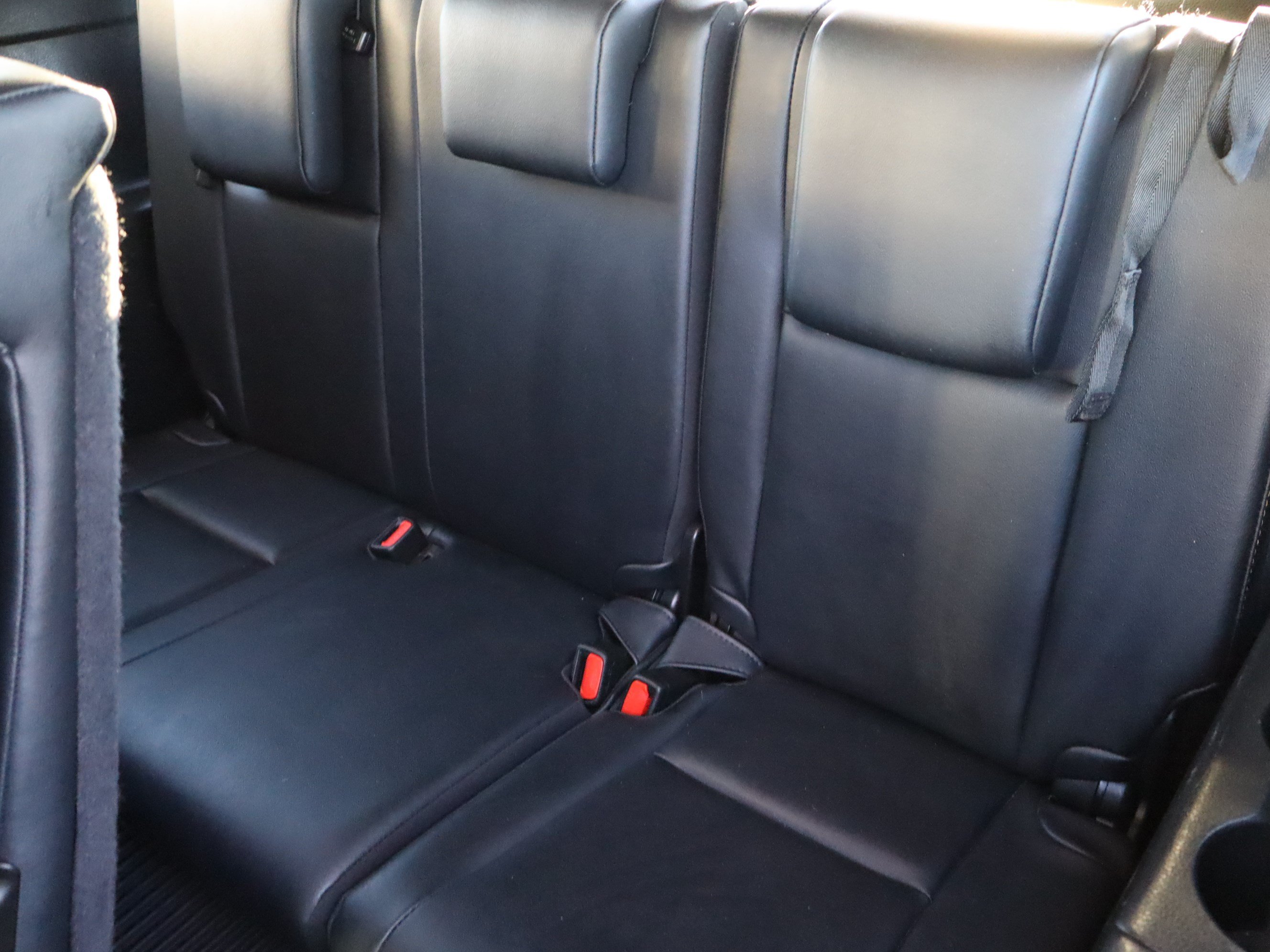 Used 2019 Toyota Highlander XLE AWD/4WD image 35