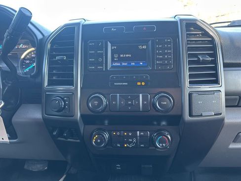 Used 2019 Ford F250 XLT w/ Snow Plow Prep Package image 22