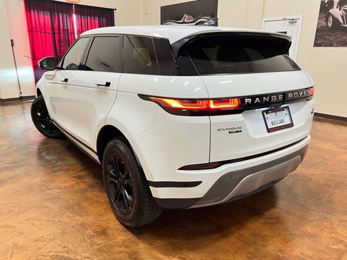 Used 2020 Land Rover Range Rover Evoque S image 2