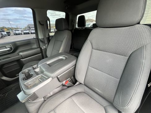 Used 2020 Chevrolet Silverado 2500 Custom w/ Custom Value Package AWD/4WD image 26