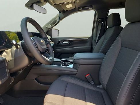New 2026 Chevrolet Tahoe LS w/ LPO, Dark Essentials Package RWD image 18