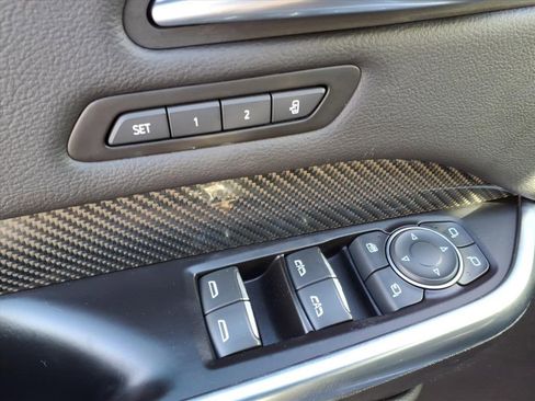 Used 2023 Cadillac XT4 Sport image 14