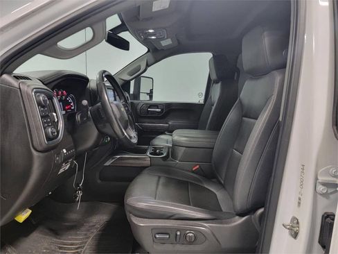 Used 2023 Chevrolet Silverado 2500 LTZ w/ LTZ Plus Package image 4