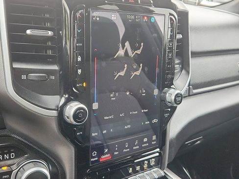 Used 2022 RAM 1500 Big Horn AWD/4WD image 11