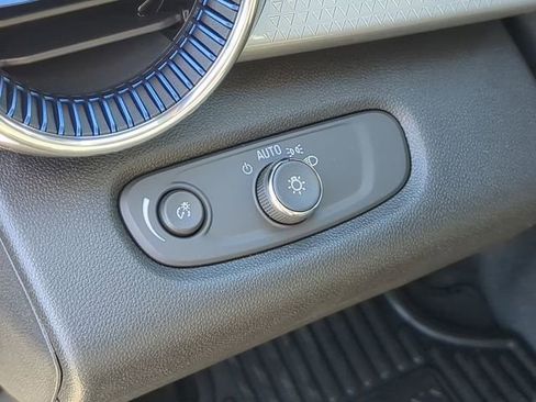 New 2026 Chevrolet Trax LT w/ Driver Confidence Package image 25