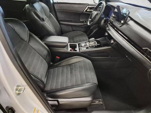 Used 2024 Mitsubishi Outlander Ralliart AWD/4WD image 23