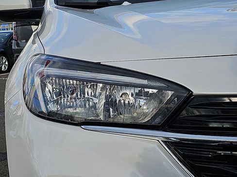 Used 2021 Buick Encore GX Preferred w/ Cold Weather Comfort Package image 9