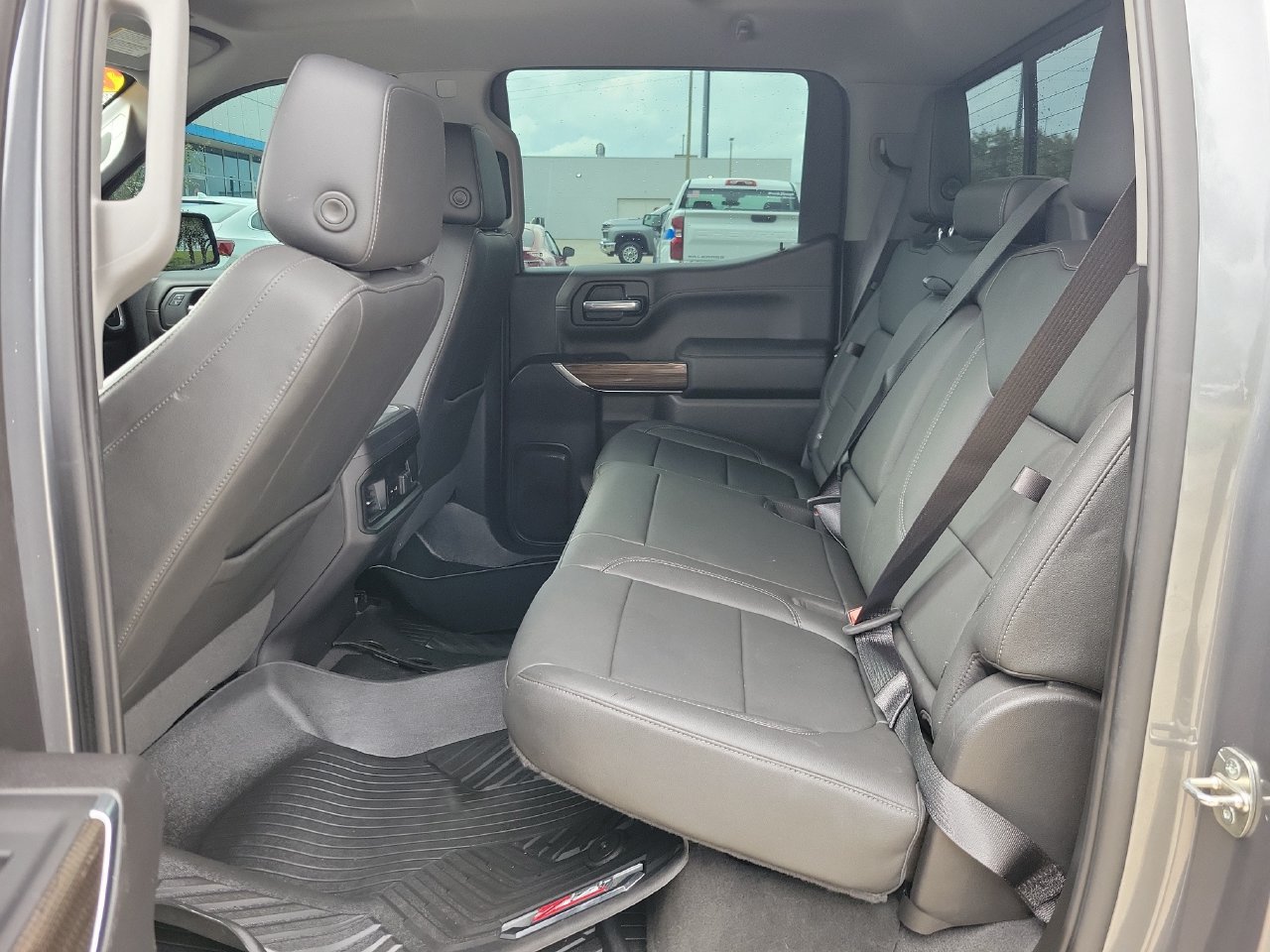 Certified 2022 Chevrolet Silverado 1500 LT Trail Boss w/ LT Trail Boss Premium Package AWD/4WD image 10