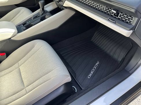 Used 2025 Honda Accord SE image 40
