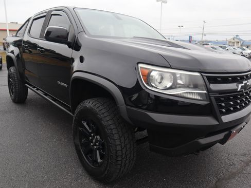 Used 2018 Chevrolet Colorado ZR2 w/ ZR2 Midnight Special Edition image 34