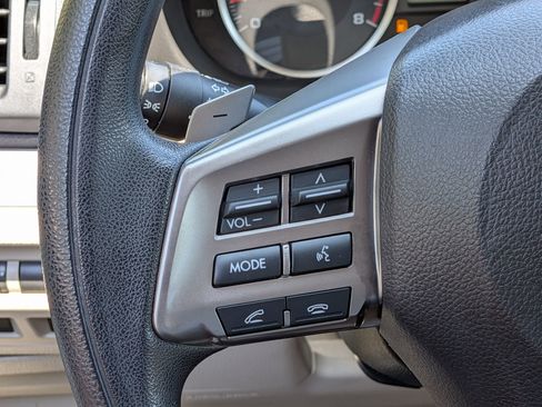 Used 2014 Subaru Crosstrek 2.0i Premium AWD/4WD image 9