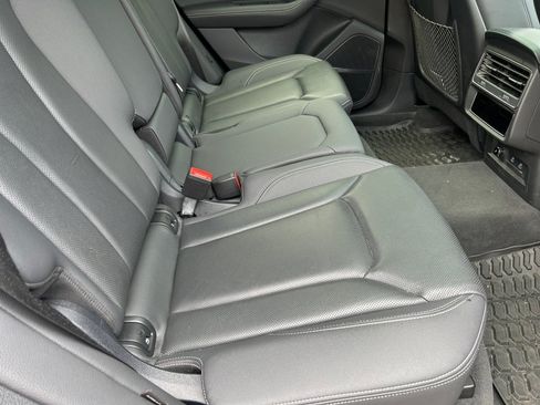 Certified 2023 Audi Q8 Premium Plus AWD/4WD image 29