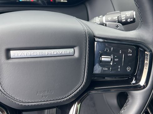 New 2025 Land Rover Range Rover Sport Dynamic SE AWD/4WD image 29