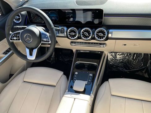 Used 2021 Mercedes-Benz GLB 250 image 64