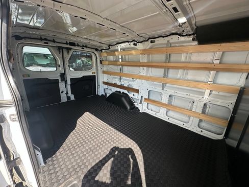 Used 2025 Ford Transit 250 Low Roof w/ Exterior Upgrade Package RWD image 6