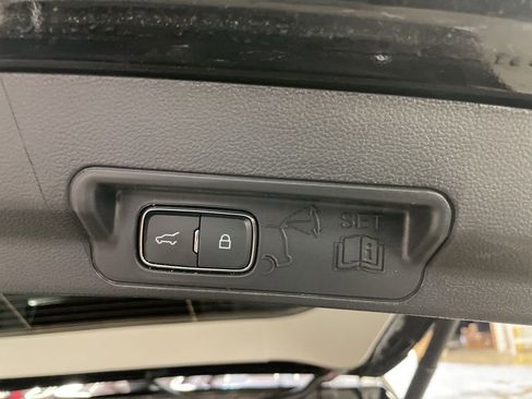 Used 2026 Ford Explorer Active w/ Active Comfort Package image 29