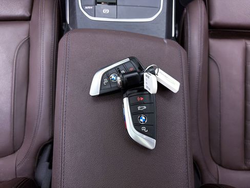 Used 2023 BMW M340i RWD image 30