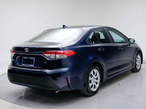Used 2023 Toyota Corolla LE image 5