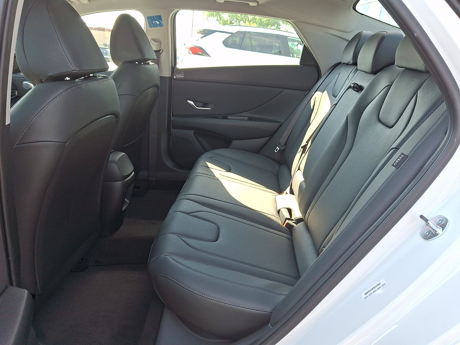 New 2026 Hyundai Elantra Limited FWD image 6