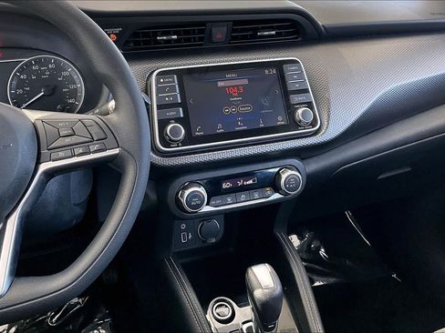 Certified 2020 Nissan Kicks SV FWD image 7