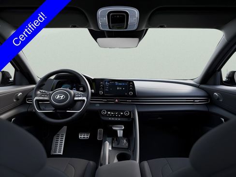 Used 2025 Hyundai Elantra Sport FWD image 11