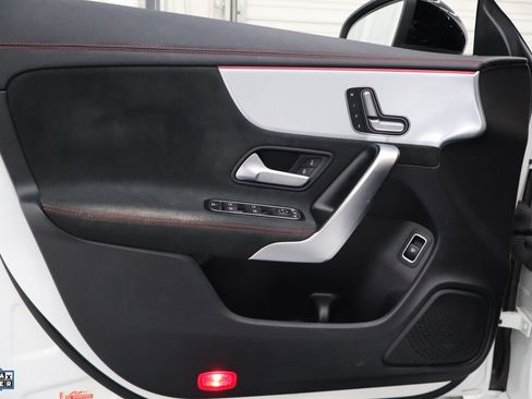 Used 2022 Mercedes-Benz CLA 35 AMG 4MATIC image 13